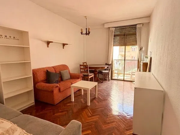 Piso en calle de Andrés Mellado, 18