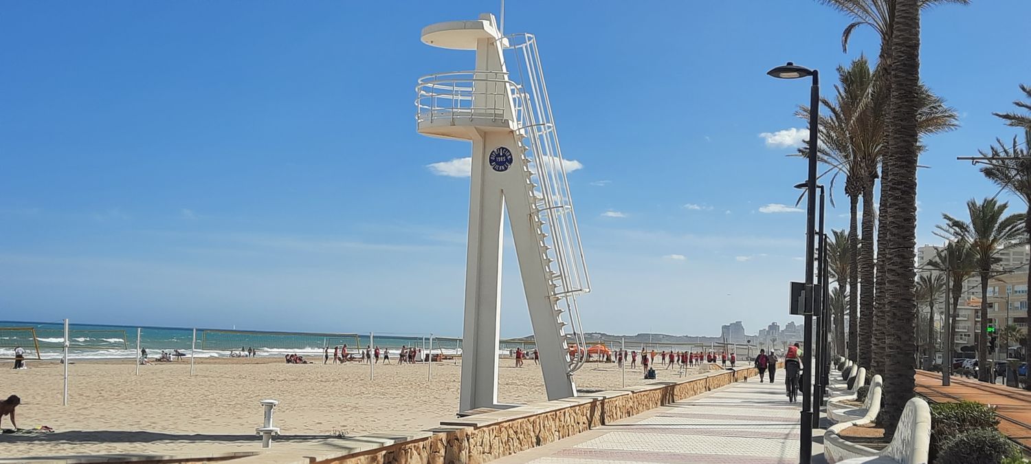 Piso en avenida Benidorm, 18 - Foto 17