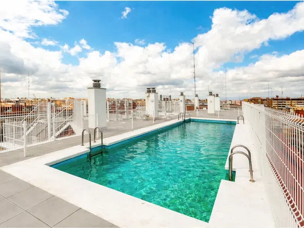 Piso en calle de Sor Ángela de la Cruz, 22 , 1º M