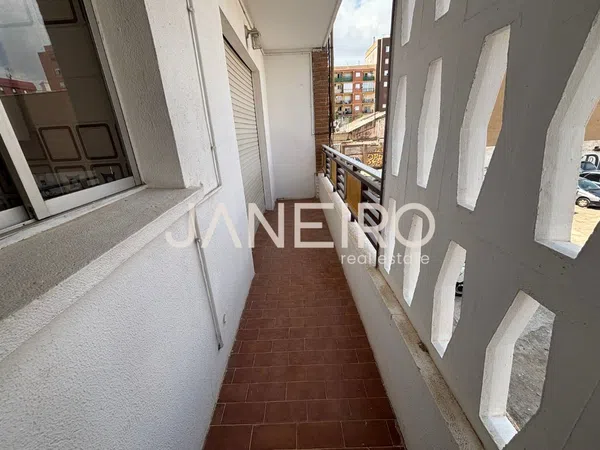 Piso en Avenida de la Constitució, Torrefiel - Foto 2