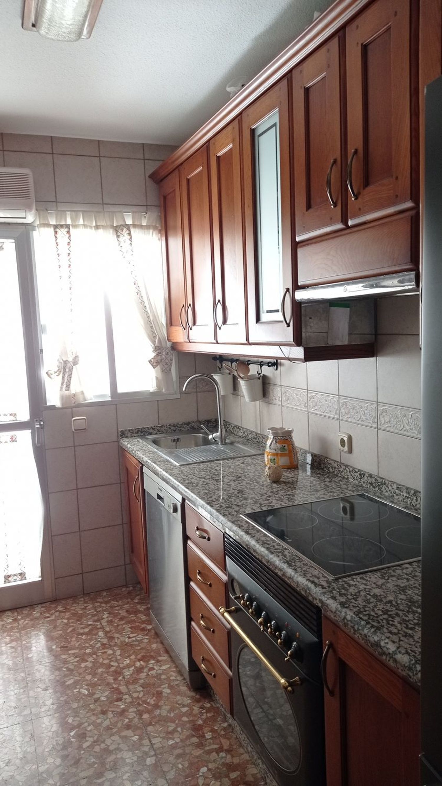 Piso en Calle Pintor Arbasia, 1, Valdeolleros - Zumbacón - Camping - Foto 19