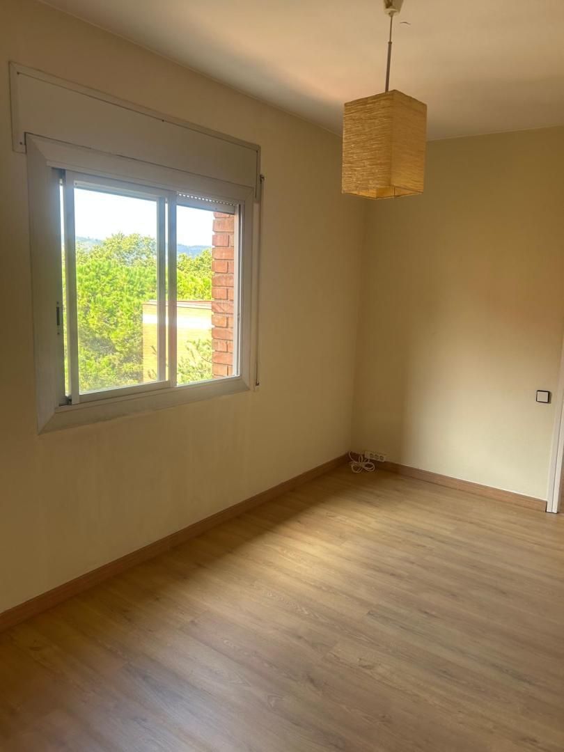 Piso en avenida Avinguda de Frederic Rahola 64 - Foto 9