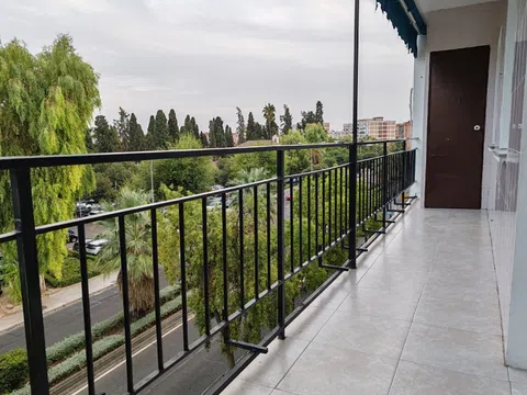 Piso en avenida de Libia, 5