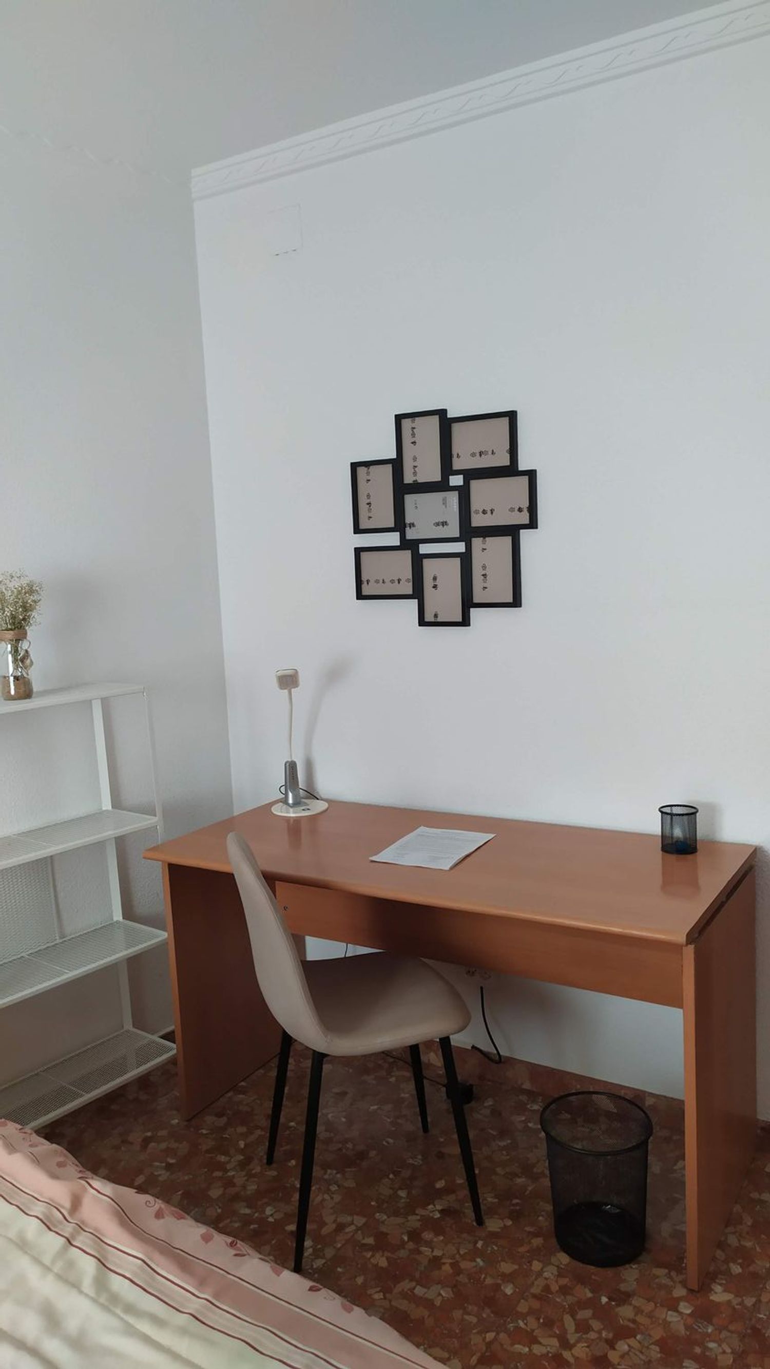 Piso en Calle Pintor Arbasia, 1, Valdeolleros - Zumbacón - Camping - Foto 4