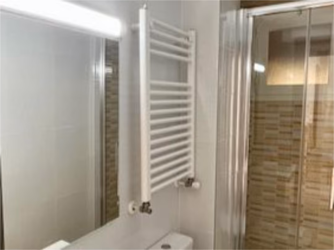 Piso en  Calle de la Isla de Arosa 35 - Foto 4