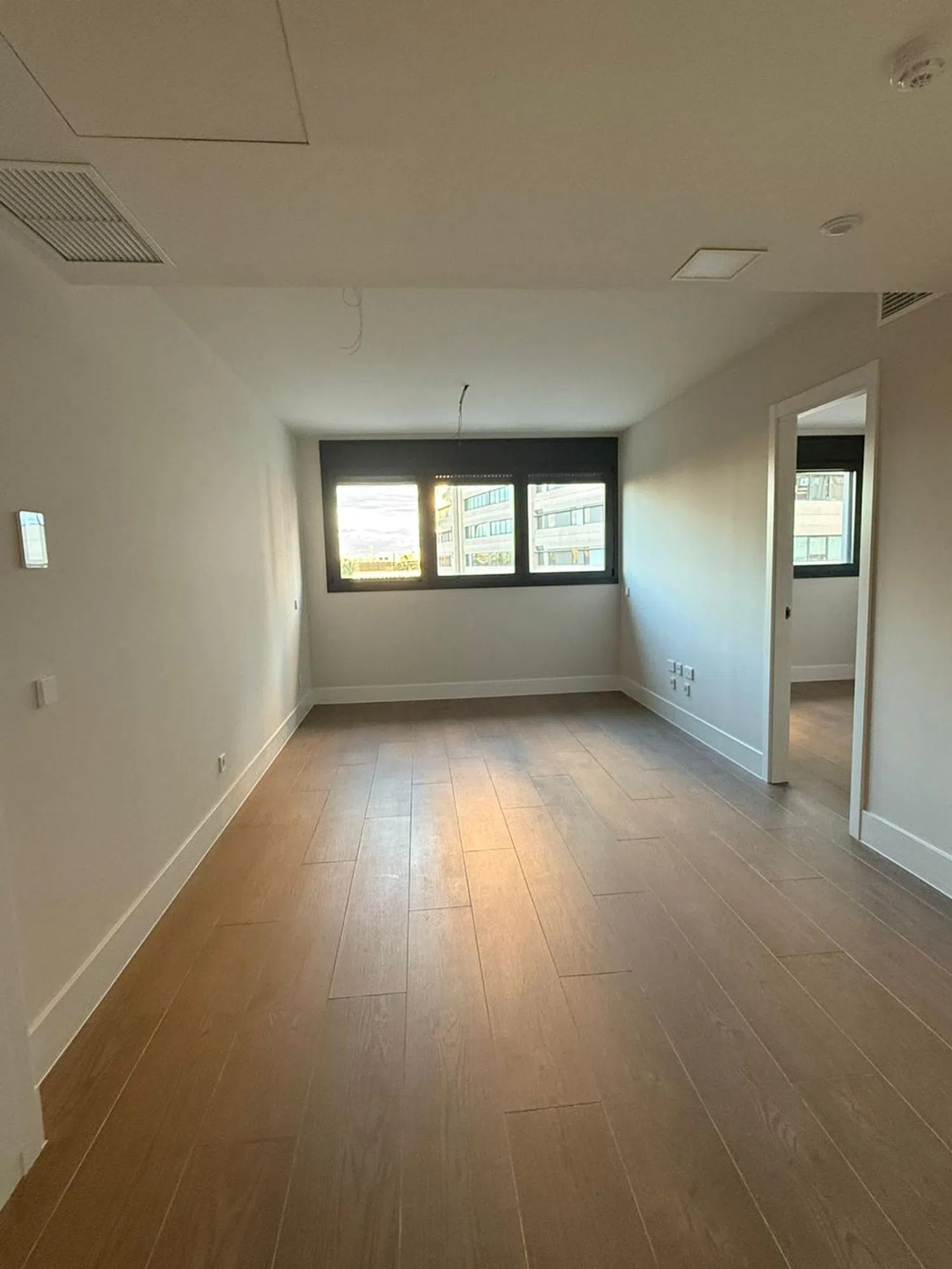 Estudio en calle de Juan Esplandiú, 21 - Foto 2