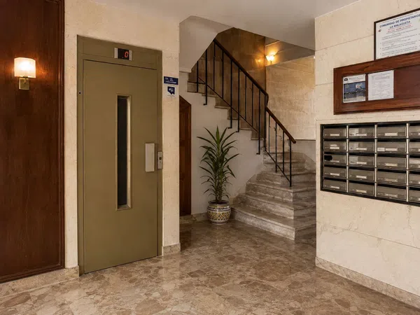 Piso en Calle Vélez Málaga, 8, Malagueta - Monte Sancha - Foto 3